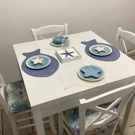 別荘 Monopoli, Mare Fuori モノーポリ